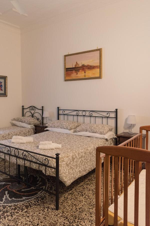 Antica Terrazza Frascati Bed & Breakfast Luaran gambar