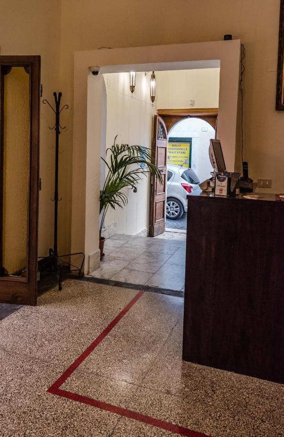 Antica Terrazza Frascati Bed & Breakfast Luaran gambar